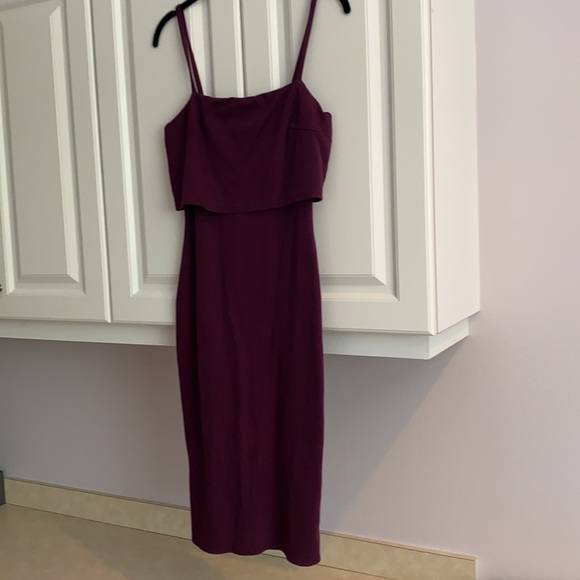 Burgundy Midi Dress - Picture 3 of 5